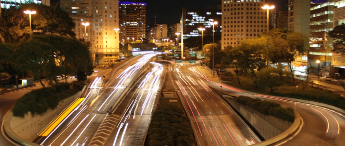 Carreto para entregas no centro de São Paulo